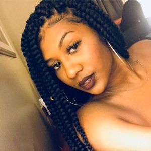 Meet your Posher, Carah